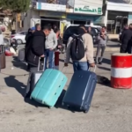 Siria, centinaia di sfollati lasciano il Libano per tornare alle loro case