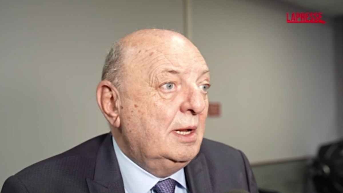 Automotive, Pichetto Fratin: “Stop a diesel e benzina nel 2035? Assurdo” Automotive, Pichetto Fratin: “Stop a diesel e benzina nel 2035? Assurdo”