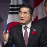 Corea del Sud, ex ministro Difesa tenta suicidio in carcere