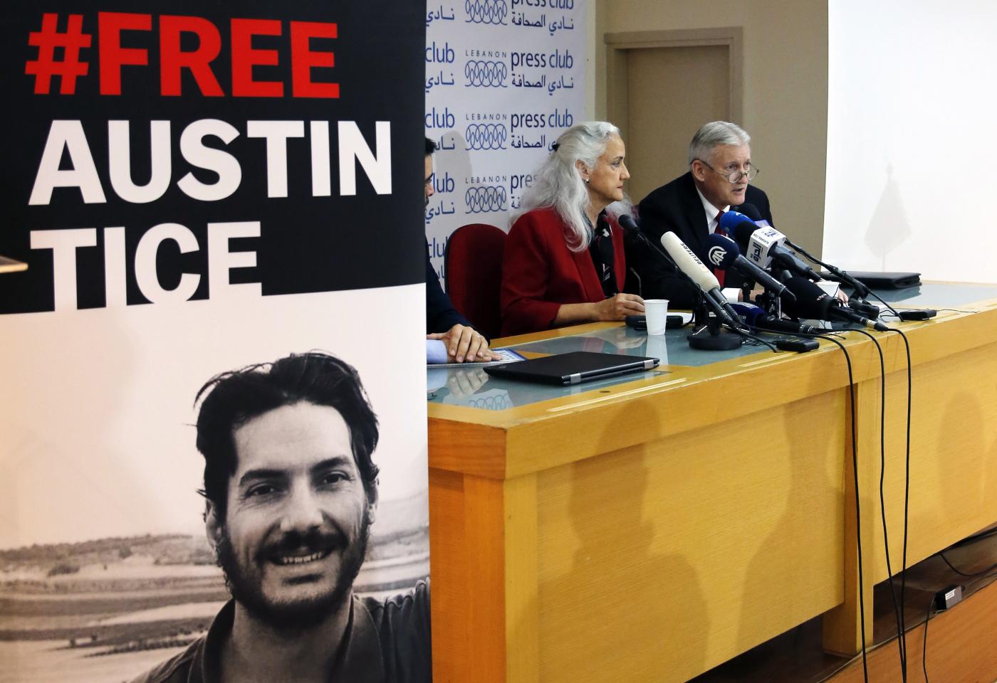 Siria, tv annuncia rilascio del giornalista Usa Austin Tice. Ma si tratta di Travis Timmerman Siria, tv annuncia rilascio del giornalista Usa Austin Tice. Ma si tratta di Travis Timmerman