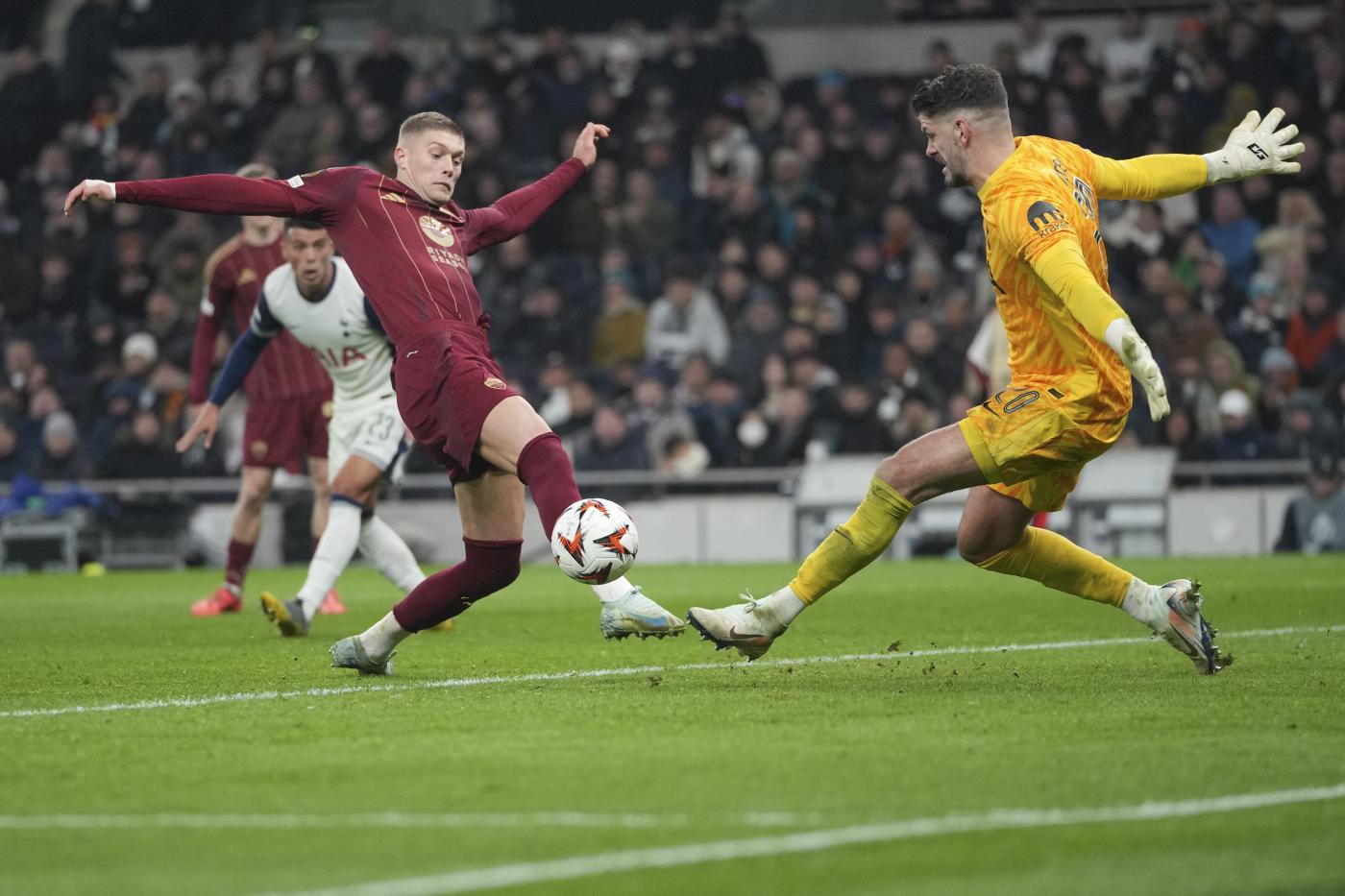 Europa League, oggi Roma-Braga e Ajax-Lazio: dove vederle in tv e in streaming