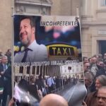 Roma, Ncc in piazza contro i decreti Salvini: “Peggior ministro della storia”