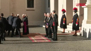 Mahmoud Abbas giunto in Vaticano per incontro con il Papa