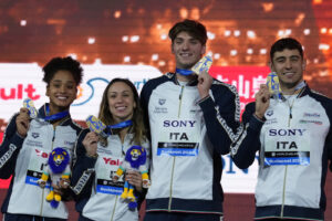 Nuoto, Mondiali vasca corta: oro Italia nella staffetta 4x50 sl mista