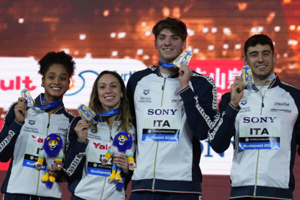 Nuoto, Mondiali vasca corta: oro Italia nella staffetta 4x50 sl mista