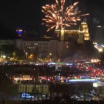 Siria, fuochi d’artificio a Damasco dopo la caduta di Assad