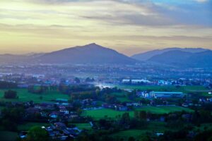 Bergamo Colli di Città alta Il verde persistente in pieno autunno