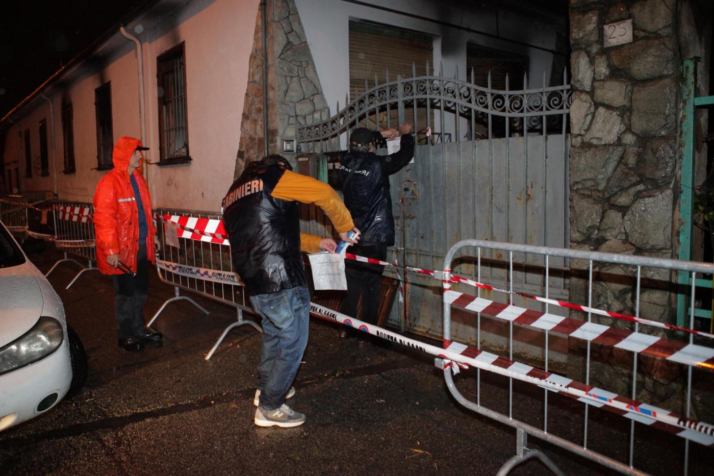 Torino, coniugi trovati morti in casa a Moncalieri: ipotesi omicidio suicidio