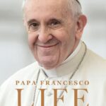 ‘Life’, l’autobiografia di Papa Francesco diventa un film