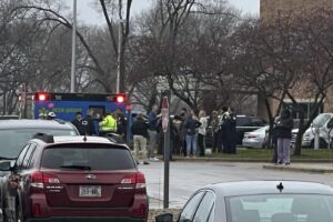 Sparatoria in una scuola in Wisconsin