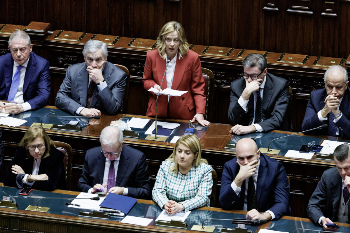 Meloni alla Camera: “Avanti su protocollo Albania. Approccio pragmatico con amministrazione Usa” Meloni alla Camera: “Avanti su protocollo Albania. Approccio pragmatico con amministrazione Usa”
