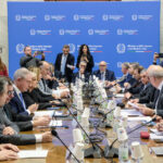 Stellantis promette nuovi modelli e crescita della produzione per l’Italia