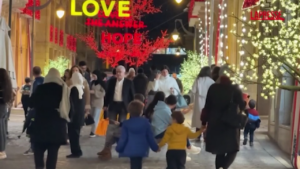 Libano, mercatini e luminarie: aria di Natale a Beirut