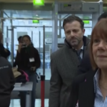 Francia, Gisèle Pelicot arriva con i figli al processo contro l’ex marito