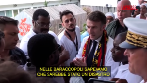 Mayotte, un abitante litiga con Macron: “Dopo sei giorni mancano i soccorsi”