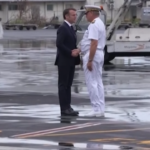 Francia, Macron arrivato a Mayotte per valutare danni ciclone Chido