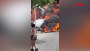 Buenos Aires, aereo si schianta contro un edificio: due morti