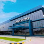 EssilorLuxottica rileva Automation & Robotics per crescita nel settore oftalmico