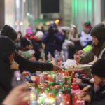 Milano, la ‘cena seduta’ di Progetto Arca dedicata ai senzatetto