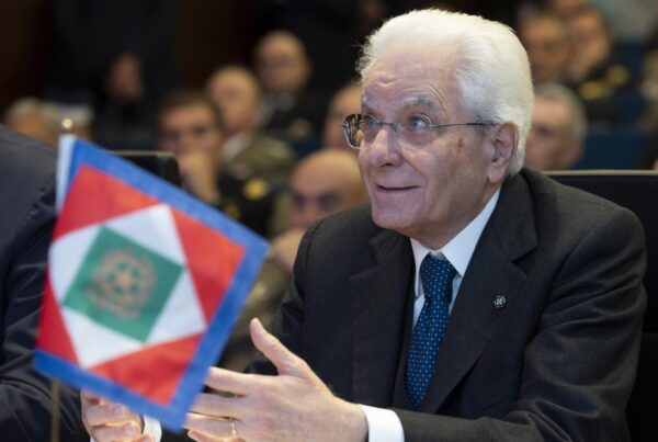 Gli auguri di Sergio Mattarella ai militari italiani impegnati in missioni e operazioni in Italia e all'estero