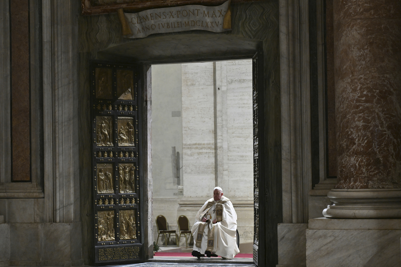 Giubileo 2025, Papa Francesco apre la Porta Santa