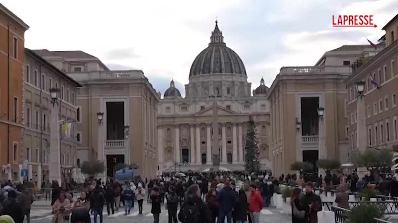 Giubileo 2025, piazza San Pietro a Roma blindata: controlli serrati ai varchi