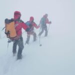 Alpinisti dispersi sul Gran Sasso, soccorritori passeranno la notte a Campo Imperatore