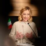 Natale, gli auguri di Giorgia Meloni: “Una giornata di gioia e serenità”