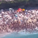 Australia, a Sydney il Natale si festeggia in spiaggia