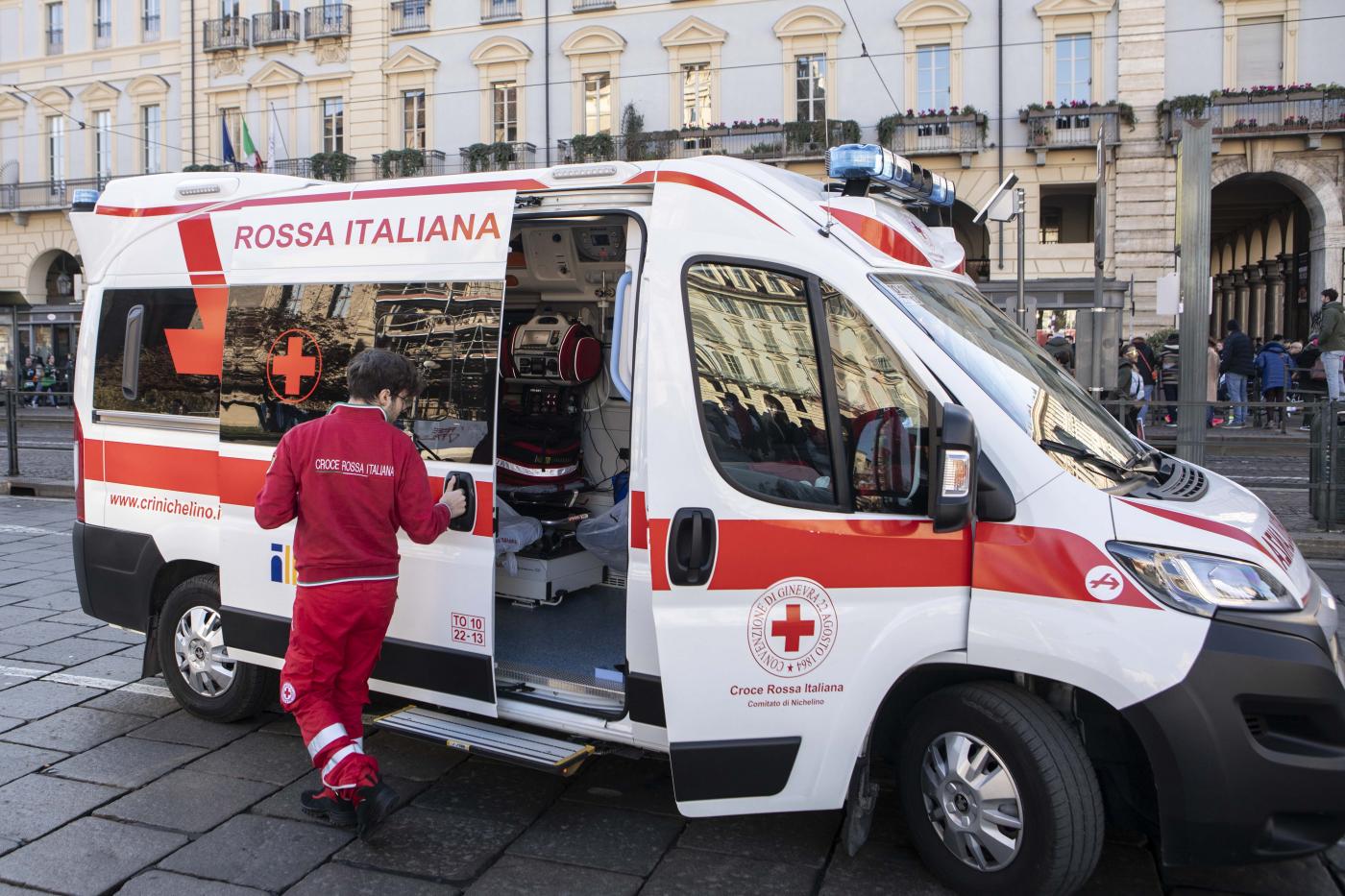 Torino, coppia decide di morire insieme dopo perdita della figlia