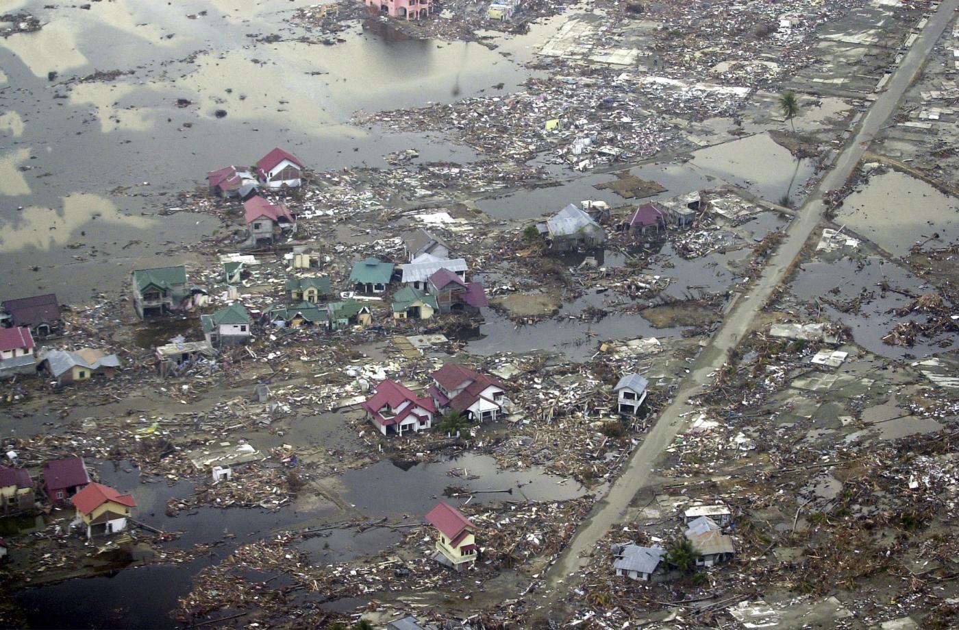 Tsunami in Indonesia, 20 anni dopo il disastro del 2004 tra memoria e nuovi sistemi di allarme