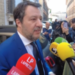 Governo, Salvini: “Io al Viminale? Stessa attendibilità del calciomercato del Milan”