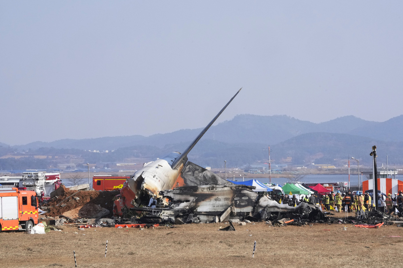 Corea del Sud, incidente aereo: 120 morti