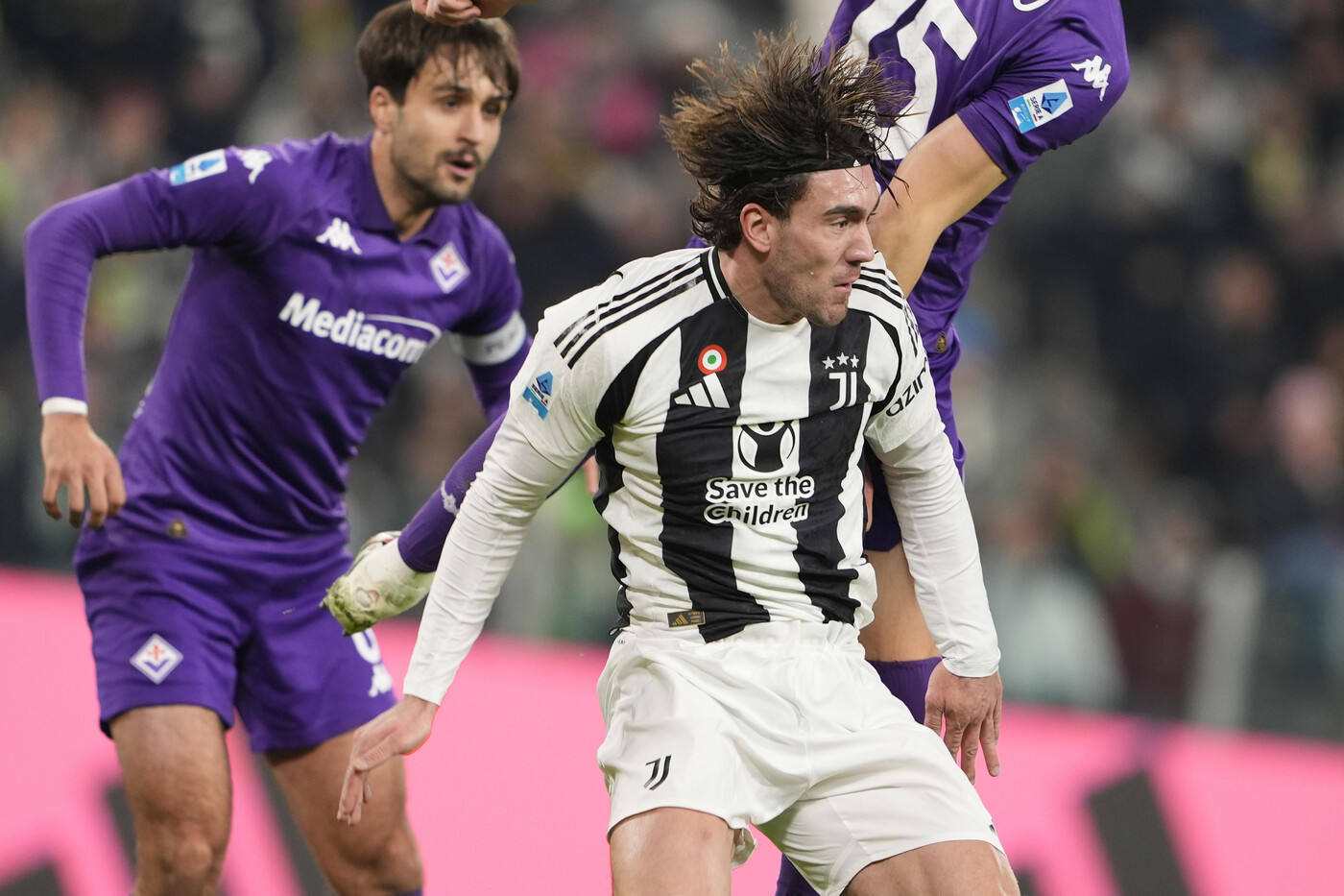 Cori razzisti contro Vlahovic, Juventus Fiorentina sospesa per due minuti