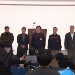 Corea del Sud, l’amministratore delegato di Jeju Air si inchina in segno di scuse