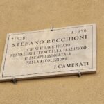 Acca Larentia, compare targa firmata ‘camerati’