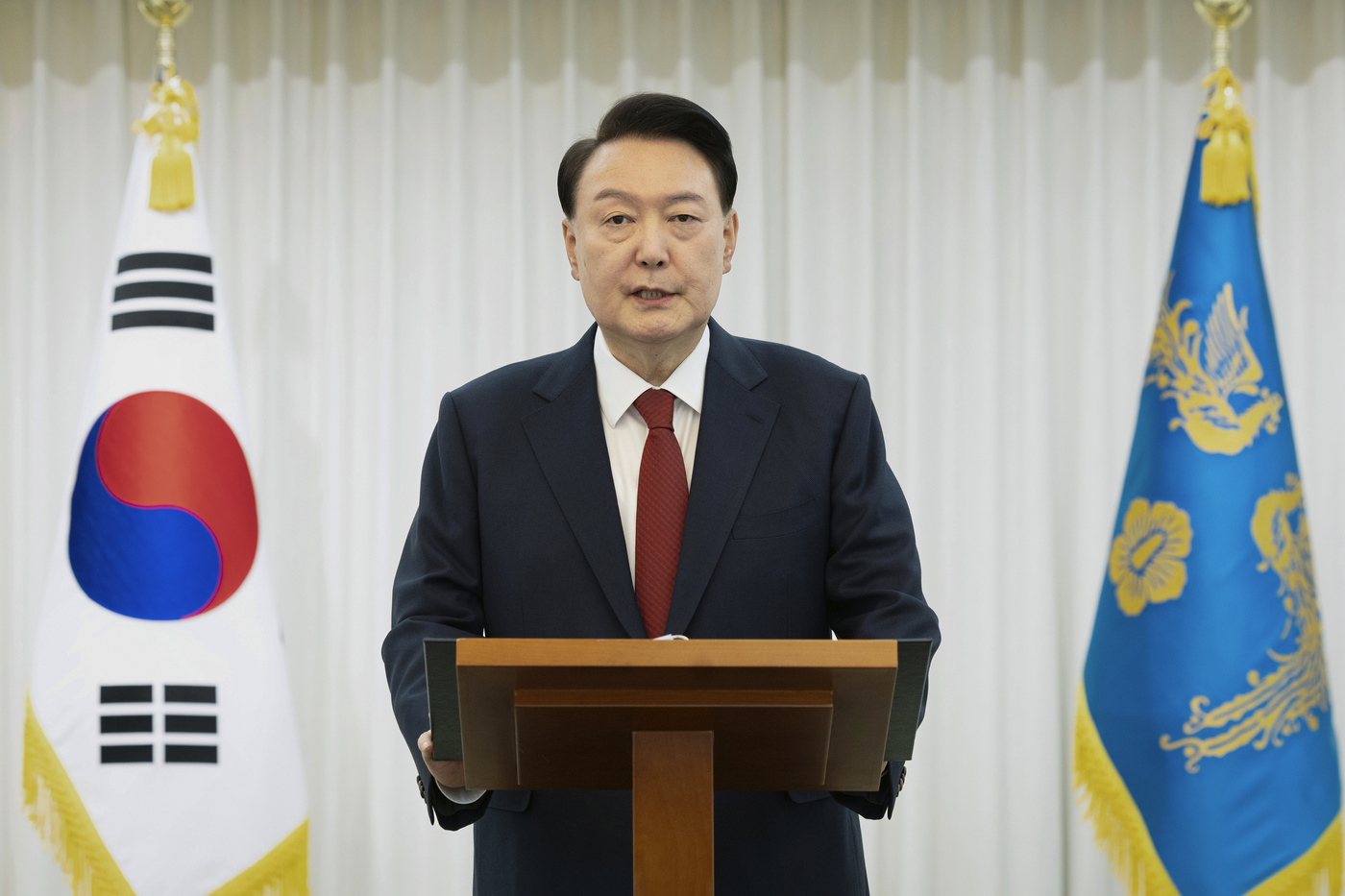 Corea del Sud, arrestato il presidente deposto Yoon Suk Yeol