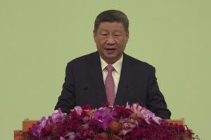 Xi Jinping alle celebrazioni anniversario ritorno alla Cina di Macao