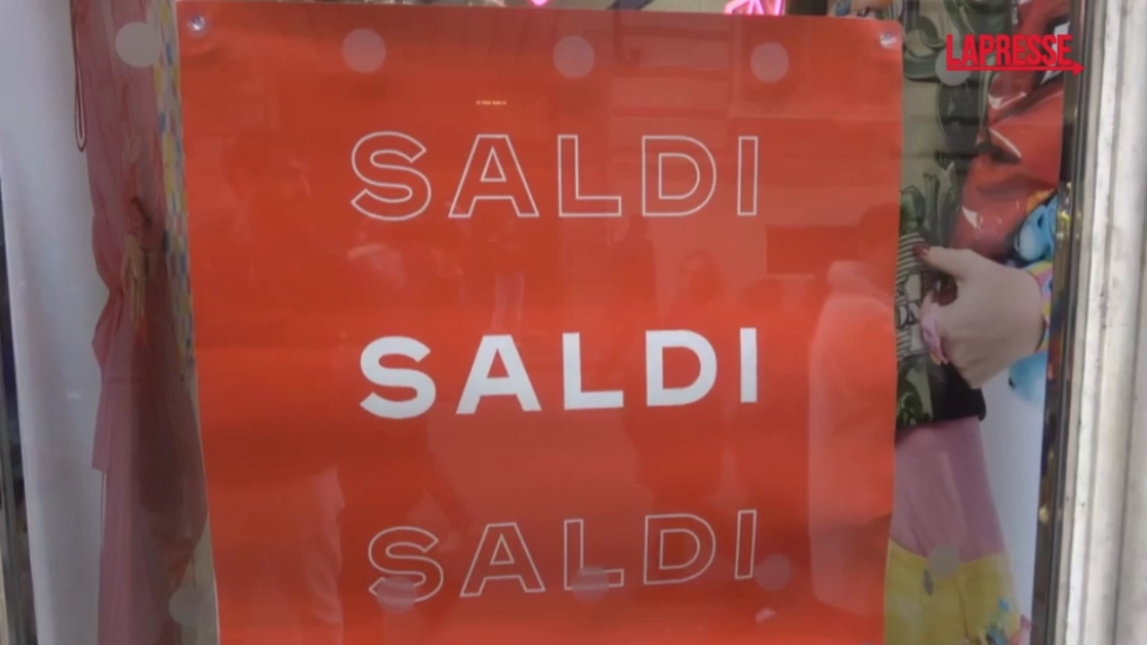 Saldi invernali 2025 si parte il 3 gennaio