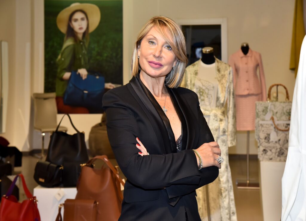 Galleria foto 'Le bucce d’arancia diventano borse di lusso Kilesa' - foto 2