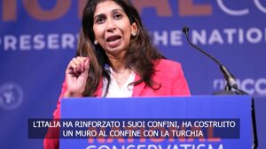 Migranti, l’ex ministra britannica Braverman: “Italia ha costruito muro al confine con la Turchia”