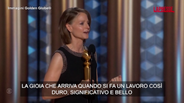 Golden Globes, Jodie Foster: “Dedico il premio ai miei figli e ad Alex, l’amore della mia vita”