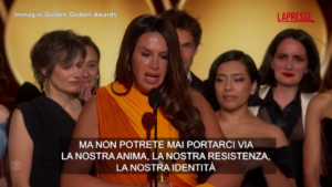 Golden Globes, Karla Sofía Gascón: “Potete forse metterci in prigione e picchiarci ma non ci porterete via la nostra anima”