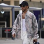 F1, Hamilton compie 40 anni: Ferrari lo celebra con torta rossa e candelina