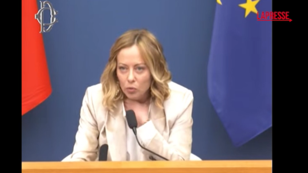 Mai parlato con Musk di Starlink, non faccio favori ad amici Mai parlato con Musk di Starlink, non faccio favori ad amici