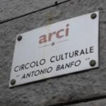 Torino, bomba carta contro circolo Arci: presidio di solidarietà