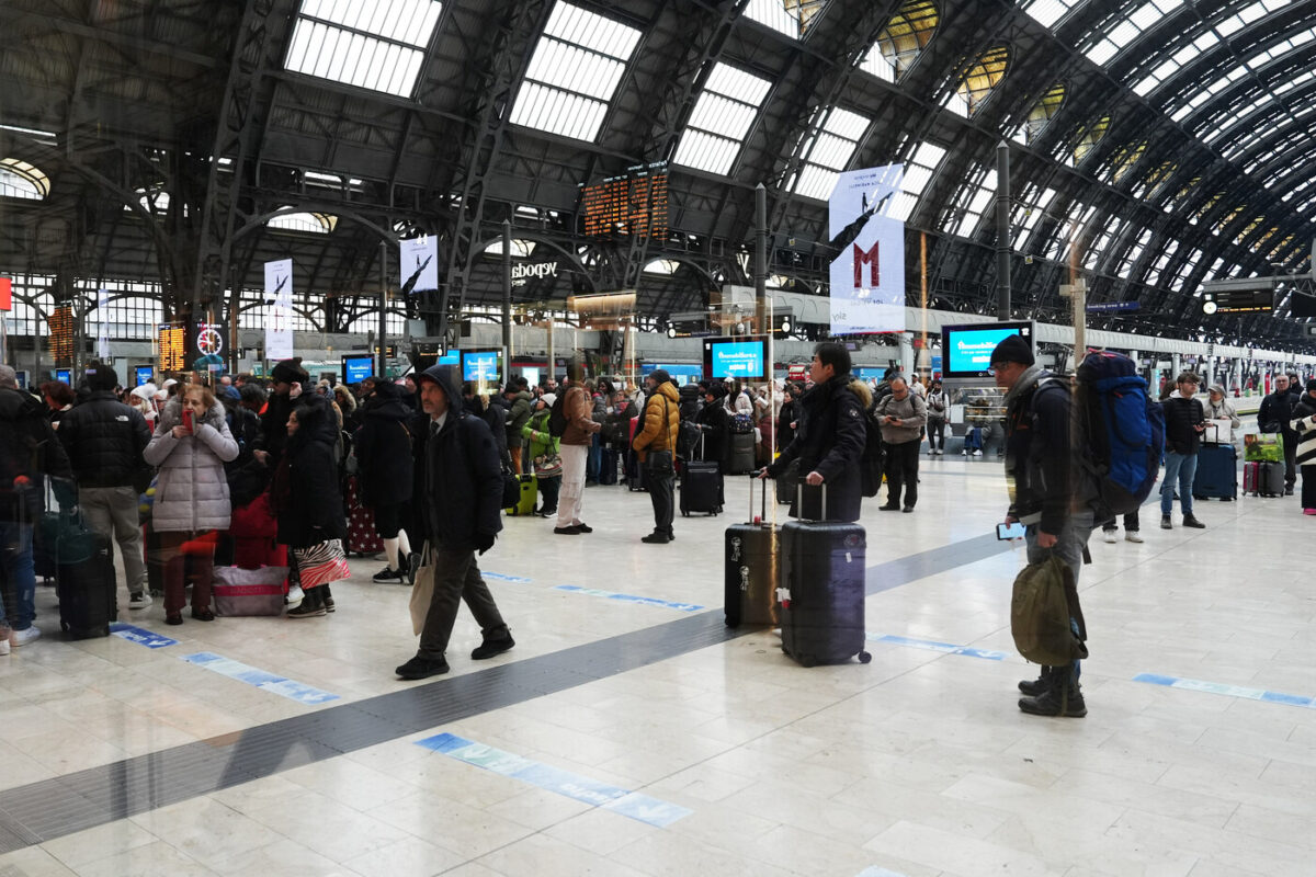 milano centrale treni in partenza