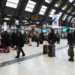 Milano Centrale, disagi alla circolazione. Danno a linea aerea causato da due treni