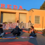 Brescia, attivisti clima di Extinction Rebellion bloccano sede di Leonardo