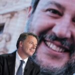 Ritardi treni, botta e risposta social tra Salvini e Renzi